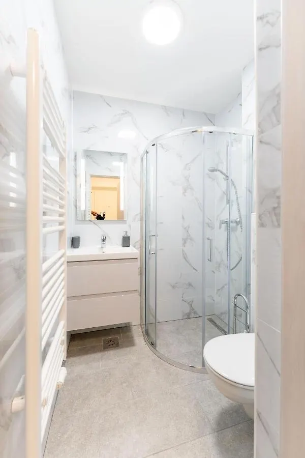 Appartamento Elegant Tour As Studio Gilly With Open Views And A Balcony In The Center Lubiana