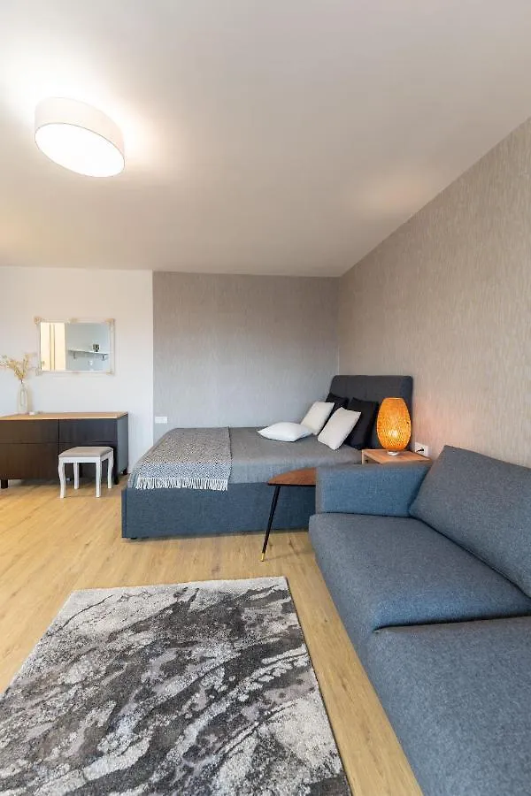Elegant Tour As Studio Gilly With Open Views And A Balcony In The Center Ljubljana Apartman
